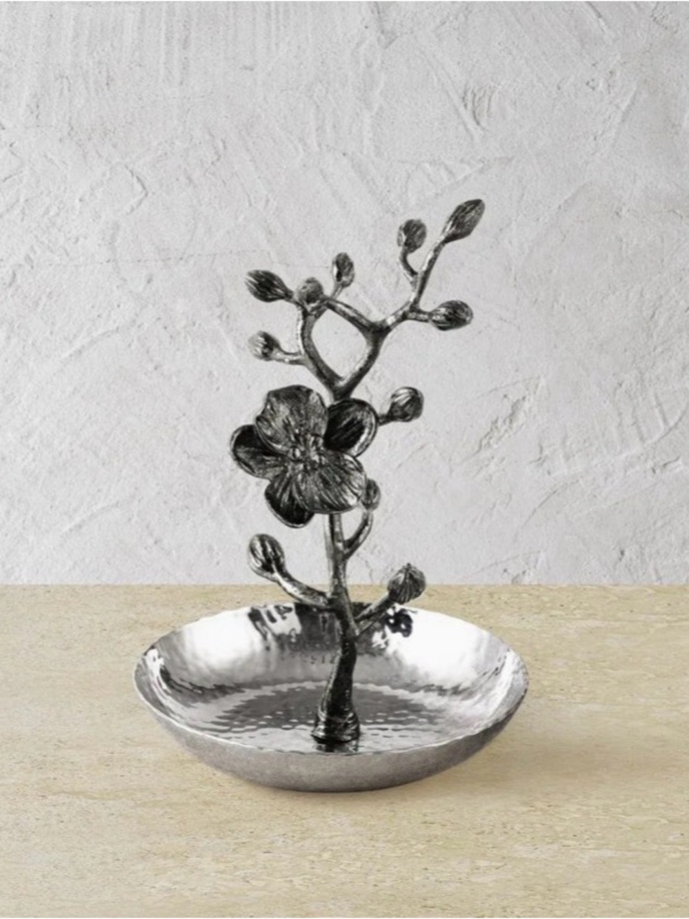 Michael Aram Black Orchid Ring Catch